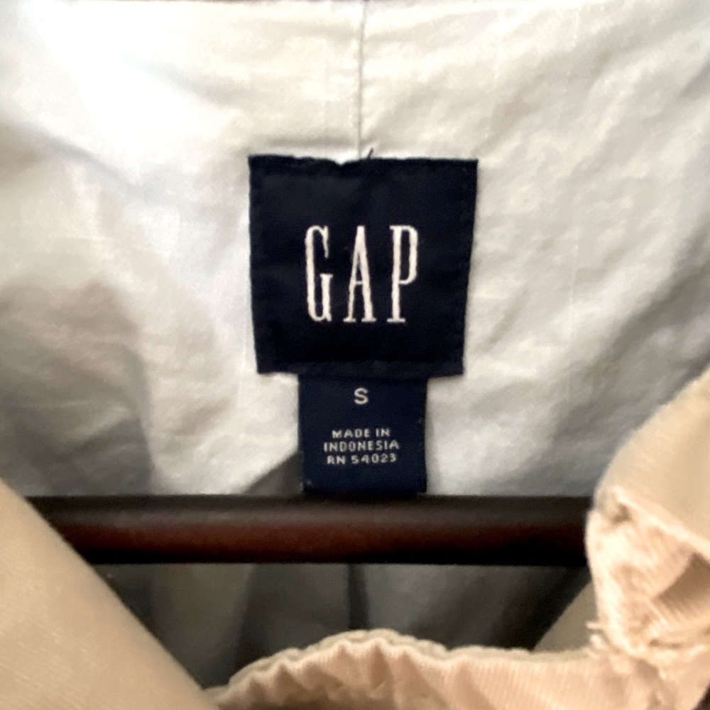 GAP Double Breasted - Trench Coat - Women’s size S - Picture 3 of 10